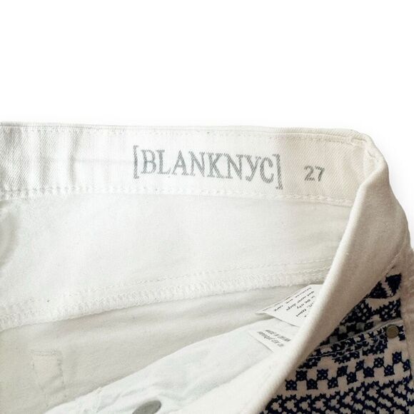 Blank NYC Little Queenie White Denim Cut-Off Short Blue Aztec Embroidery Size 27 - Picture 3 of 8